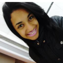 Sou teimosa, chata, boba, [....] .E mesmo assim consigo ser a menina mais sensivel do mundo.