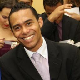SERVO E FILHO DO REI,MINISTRO DE LOUVOR DE YESHUA. SOU 12 DISCIPULO DO AP.HELBERT(BETO) LIDER DO MINISTÉRIO SANTUÁRIO.