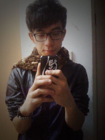 tqtan's profile picture. Observer