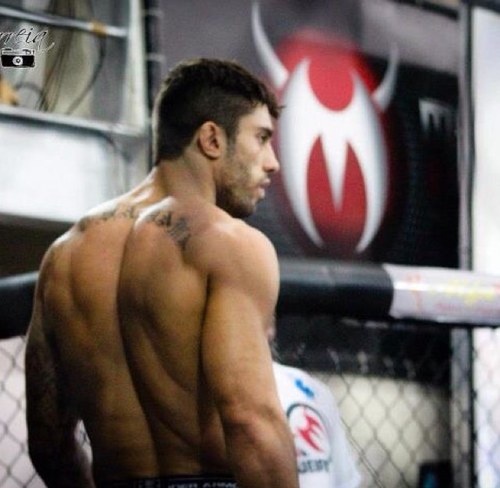 Lutador profissional de MMA. Atleta do @TeamNogueiraRio.
