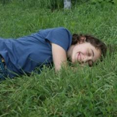 snusmumra's profile picture. Бегать по траве в теннисных туфлях за Дугласом Сполдингом.Вот в чем счастье.