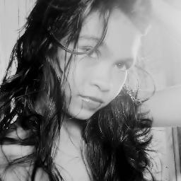 / ... Simplesmente uma garota apaixonada... ! ϟ