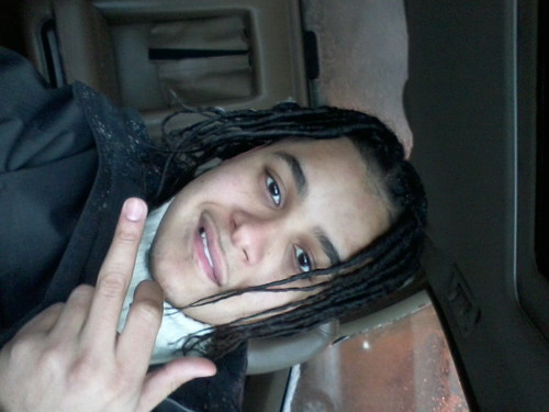 BmadeinNYC35's profile picture. Too many bums worried bout gettin high n gettin by But not me i need to be on top and my biggest supporter my Love---- Hot_Shando #TeamFaithful i SWEAR!