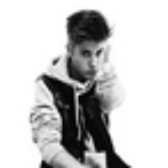Hi, i'm a Italian Belieber,my idol is @justinbieber. 
Follow me and follow back.