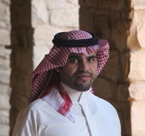 ‏تعّلمتَ أمّسحَ الزَلـہ  وَ لُو گانْ  الخّطـا قتّـالَ | ~  أبّدَ مَا گانْ مَنْ طبّعِي ؛ قلوُبَ الناسَ  » ٱ ٱذِيہـا