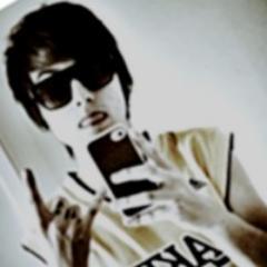 Te pedi pra Deus de presente e pra me ver contente, ele te inventou @pelanzarestart . since: 27/05/2011 dona: Giovanna