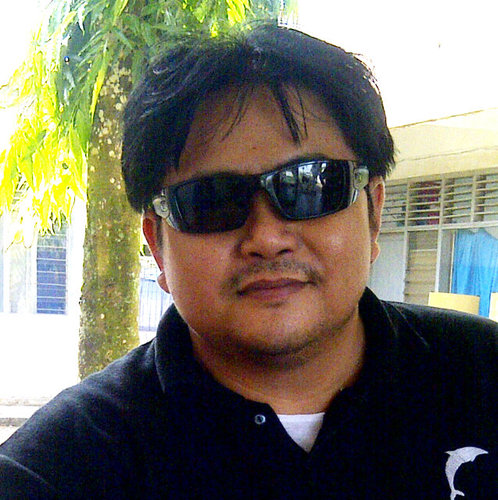 tianstudioinc's profile picture. photographer, graphic designer, and have passion play the blues with my guitar