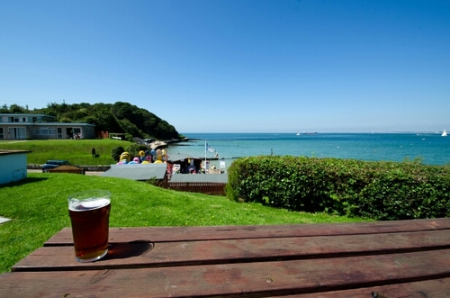 Man of leisure at last. Live in Kent & the Isle of Wight. Enjoy home brewing and fishing. Big Pink Floyd fan. 🏴󠁧󠁢󠁥󠁮󠁧󠁿🇬🇧