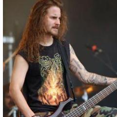 Vocalista//Bajista// rock & metal//

Amo a mi polola, amo a mi madre, amo a mis amigos y amo mi vida
