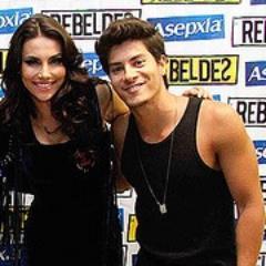 ''O Amor que eu sinto por vocês é como o vento,não posso ver mas posso sentir''Melanie& Arthur♥ FCO. 05 ,July,2012 Dona: @RBRSemLimites