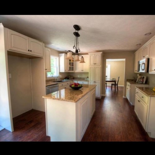 RenovationCreat's profile picture. Quality Remodeling Company serving South Bend and surrounding areas in IN. Excellence in Windows, Siding, Roofs, Kitchens, Baths, and Basements. 574-208-9033