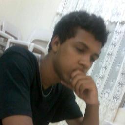 Geminiano, Santista, Carinhoso, Tímido (não parece mais sou), Eu viajo ouvindo musica, simpático, ciumento?! acho que sim ;9 bem, acho que só =9' XD