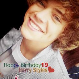 FloresOnat's profile picture. Hola... amo a One Direction soy Directioner de corazon... mi debilidad es Harry Styles, y mi bromance el Larry 3