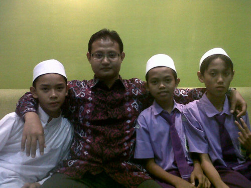 arshy_progresif's profile picture. Santri Miskin Ilmu yang Tak kunjung Alim.