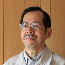 山口県の周防大島で柑橘類の栽培と販売をしています。この頃は野山を歩き・海に潜ったりで自然の写真を撮って楽しんでいます。対象は蝶がメインです。