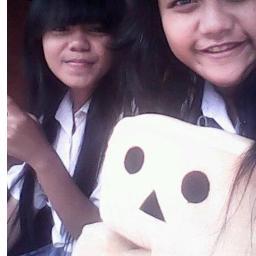 Rheinnaikhuyenn's profile picture. hari ini adlh khidupan anda sebenarnya
berhentilah bersiap, hiduplah dengan apa adanya
jadilah penuntut yang tegas terhadap diri sendiri