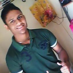 estudiante de ing. soñador un poco loco y distraído  pero claro en mi camino la música es mi adicción y bailar una pasión