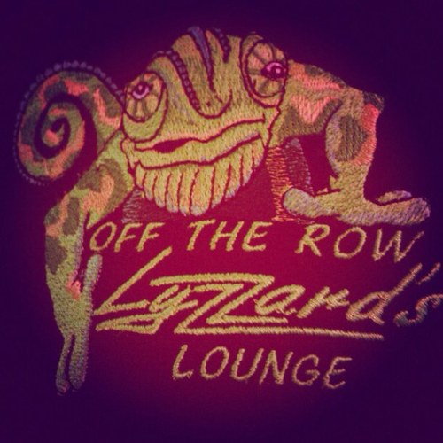 Lyzzards Lounge is a great place to forget your days and begin your nights!