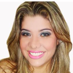 Sou dramática, intensa e tenho uma alegria em mim que quase me deixa exausta...