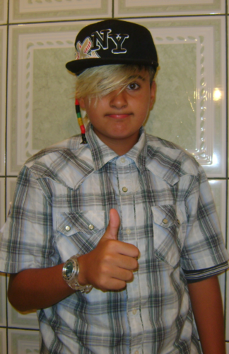 ID PSN: G4NGSTA_Z1K4_ , GoodGame Gangster : alemao560 , Facebook: Pablo Booranga , amo minha familia e meus amigos :3 .