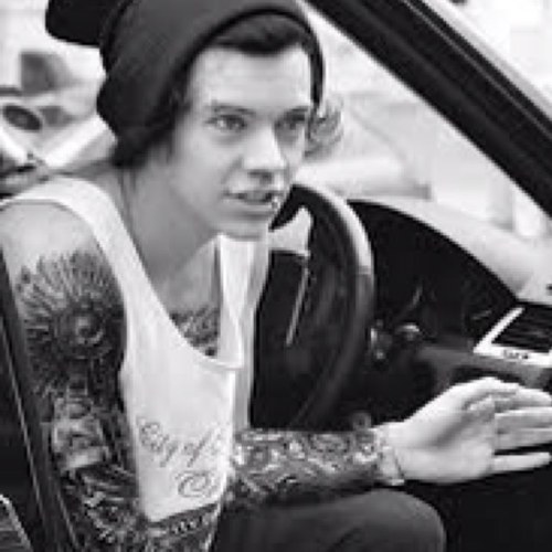 {RP/Taken} Hazza or Harreh from one direction I love my fans and my 4 mates! Im not straight FYI im gay amd proud of it! Taken by my lovely: @TommoFaux ❤