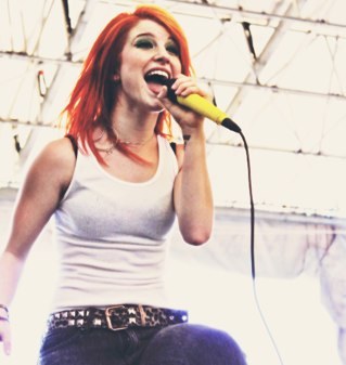 i'm hayley. hiya. marrying colton soon.. be jelly. ;D