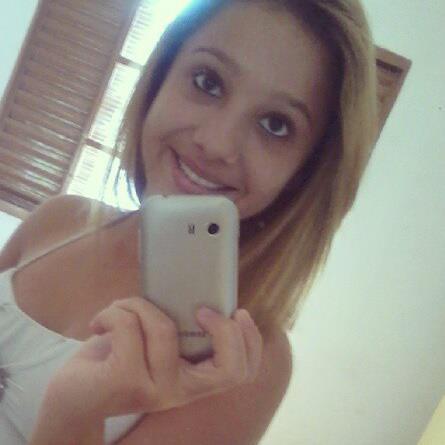 Jacqueline,15 anos,Leoa kk,chocolate,familia ,Deeus 3