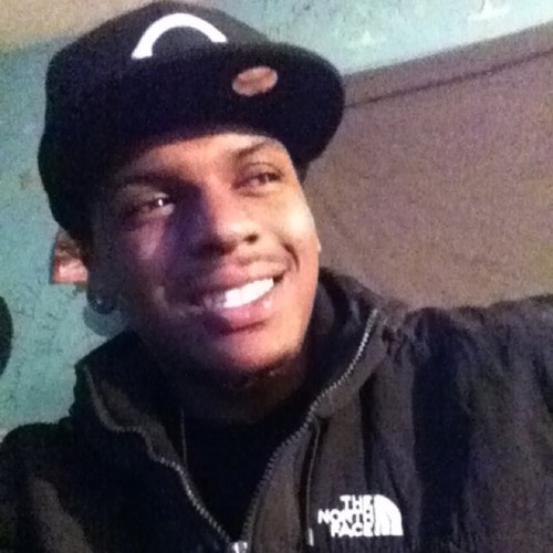 Drockkk21's profile picture. -If findin somebody real is your fuckin problem. Bring ya girls to the crib maybe we can solve it*.   #teamswag. #teamrealniggawatsup. #ifuxwittheeagles.