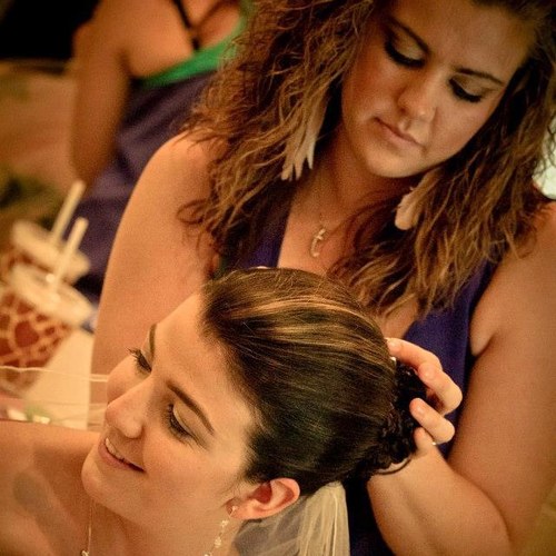 BEAUTYbyTimarie's profile picture. Redken stylist, hair and make-up are my passion. Book your apt today!