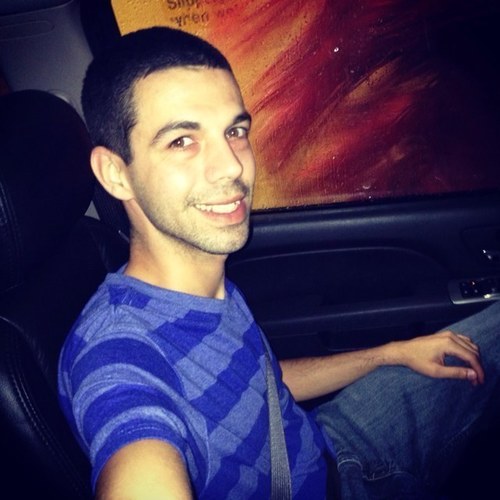 just a cool down to earth person looking to meet new friends so don't be shy hit me up.