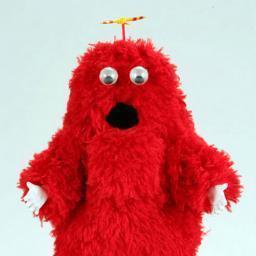 こんにちわ！ムックだよ！ガチャピンなんか大嫌いだけど　俺個人で生きて行くにはきびしい世界だからガチャピンとつるんでるよ！