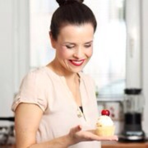 dani / food blogger / cookbook author: 'klitzekleine glücklichmacher', 'daylicious' & 'picknick' / mommy of one / germany