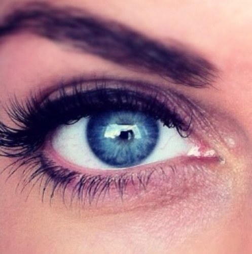 LindaVecgaile's profile picture. Asins sastāvs: māksla, skaistums, motorizēts sports un mīlestība pret ģimeni! 
http://t.co/k0Agk3Hhfj RBRacing Team labā roka/menedžere