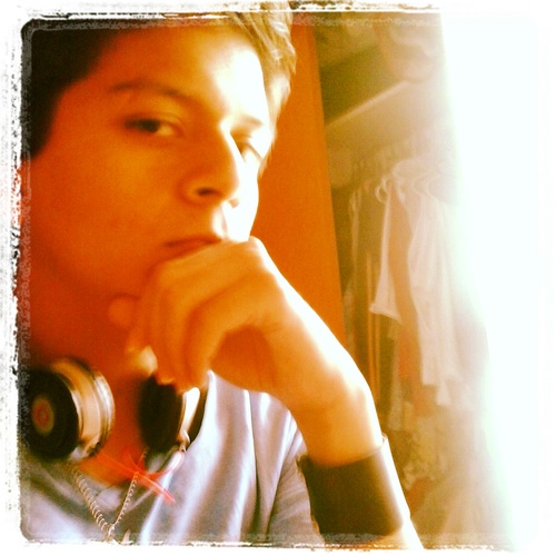Me Gusta El Metal, El Anime y Los Videojuegos lml ... Tengo Novia Y La Amo Mucho nwn