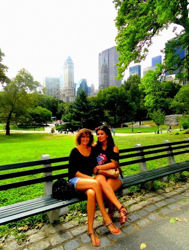 cris_heidi's profile picture. 