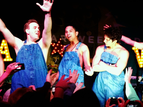 AdubPoland's profile picture. We are @AllstarWeekend / @TheTragicThrills fans from Poland! #ADUBFamily
our fan page from Poland : http://t.co/CjHSiCQZpi