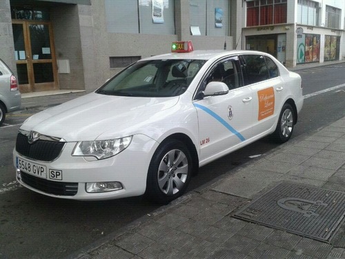 Wir bieten Ihnen Rundfahrten, Taxifahrten, individuelle Touren und vieles mehr an...das alles in deutscher und spanischer Sprache!