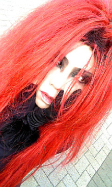 20年来のHIDE FANです。 ROCK、主に洋物METAL好き。 ■ 新宿心音会板谷祐／月に吠える。／町田直隆／GONDA／高木フトシ／THE SLUT BANKS◼︎and more...それと、写真。2019.09.03 & 2024.08.01 縁あって、猫sの保護者になりました。
