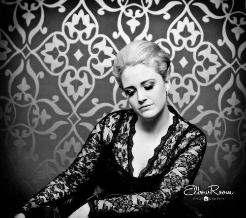 Natalie B - Professional Vocalist, @Adele Tribute 'Rumour Has it, @PalomaFaith tribute @JustBePaloma and proud wife and mummy :)