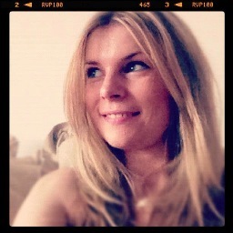 jadegoldsmith's profile picture. Freelance designer & creative thinker. I draw, I create and I also make awesome cupcakes!