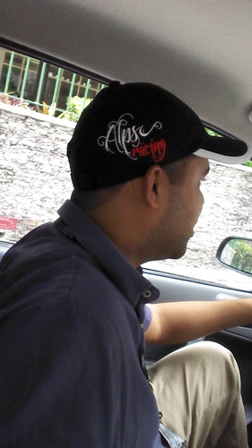 Edgard_Gloria's profile picture. Muito feliz com a vida!!! Obrigado Senhor...