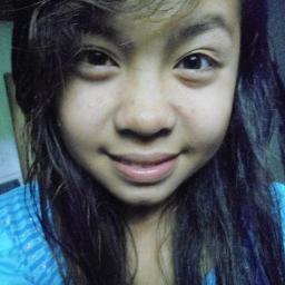 : )) hindi perpekto pero totoong tao !

yan lang ang masasabi co about my self hehe : )