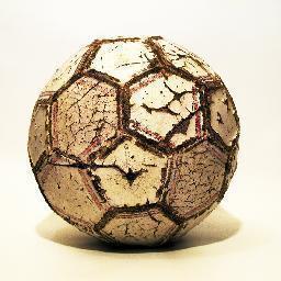 Quero falar de futebol, mas também de amor. Quero falar de valores, mas também de humor. Vem e segue-me!