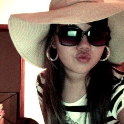 i'm no beauty queen, i'm just beautiful me (: