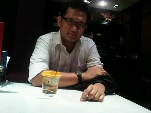 oy_janee's profile picture. I'm just a crazy ass mathaffaka who loves a journey