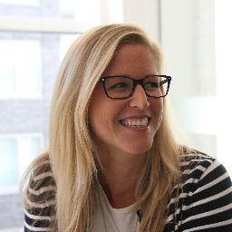 HollyFabs's profile picture. Lover of all things creative.