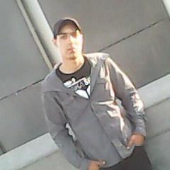 بكالوريوس تجاره جامعة الأسكندريه
        محاسب ان شاء الله