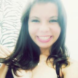 Simpatica,linda,maluca,extrovertida ! wpp : 083 96998564 ;)