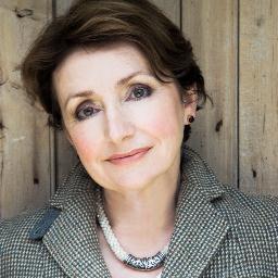 Editor of Wealden Times, Show Director of Wealden Times Midsummer and Midwinter Fairs and proprietor of purveyor of all things gorgeous, http://t.co/u8XXOjkh