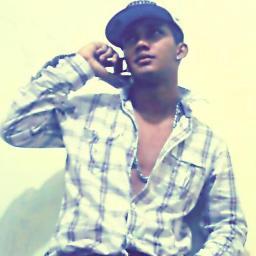 Seja humilde, pois, até o sol com toda sua grandeza se põe e deixa a lua brilhar.
#RT #ATENÇÃO #FF